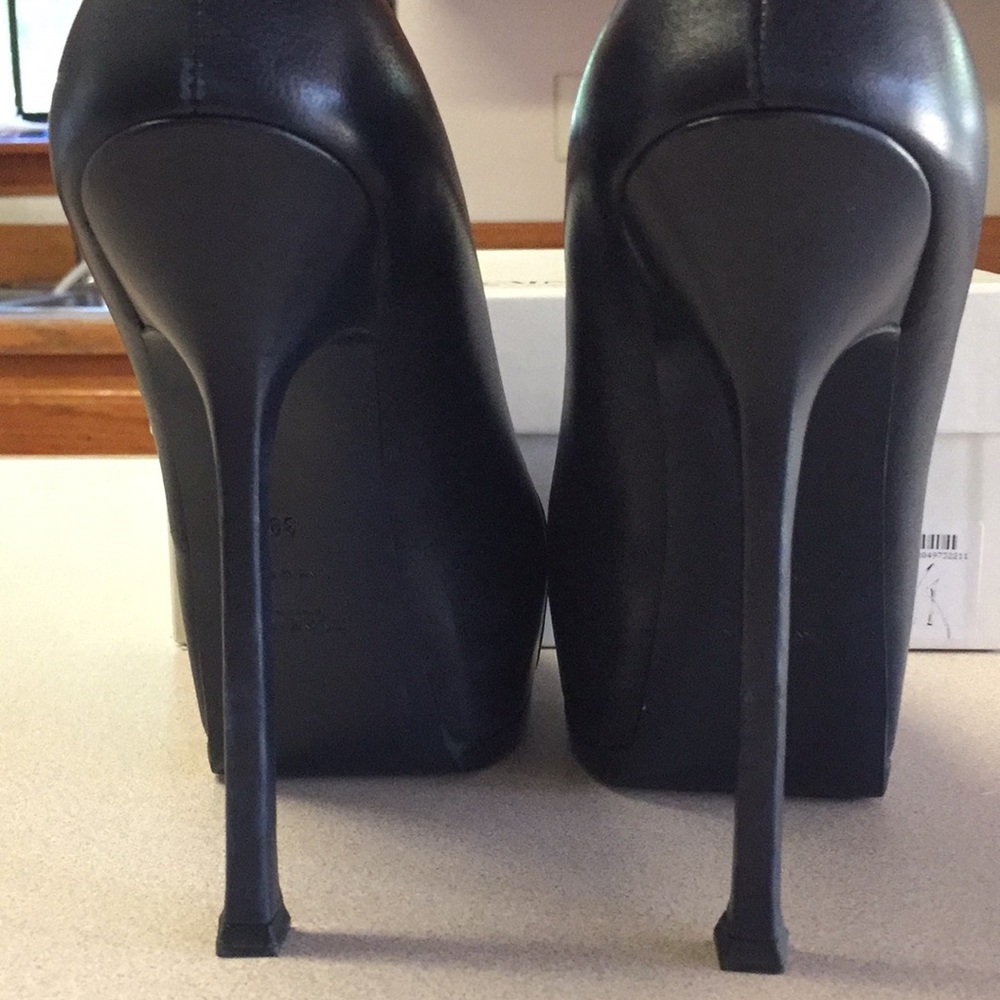 YSL Napa/Vernice 105 - Picture 3 of 9